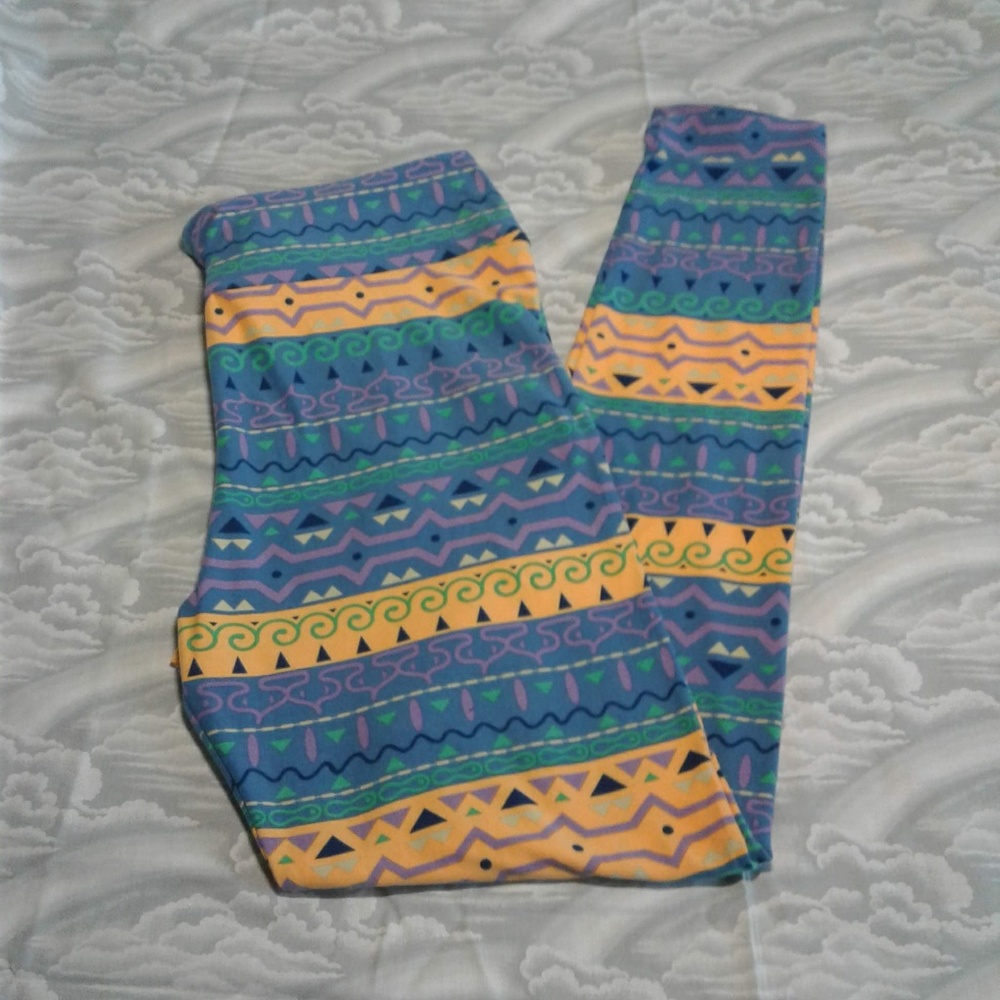 NWOT LuLaRoe Leggings!!